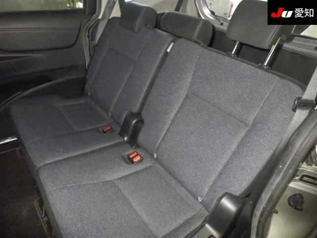 Toyota SIENTA 2015 8267890-4