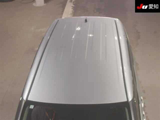 Toyota SIENTA 2015 8267890-9