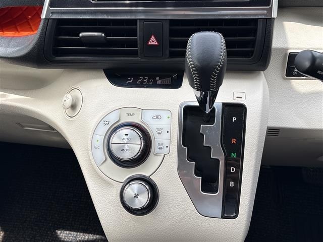 Toyota SIENTA 2016 8268002-1