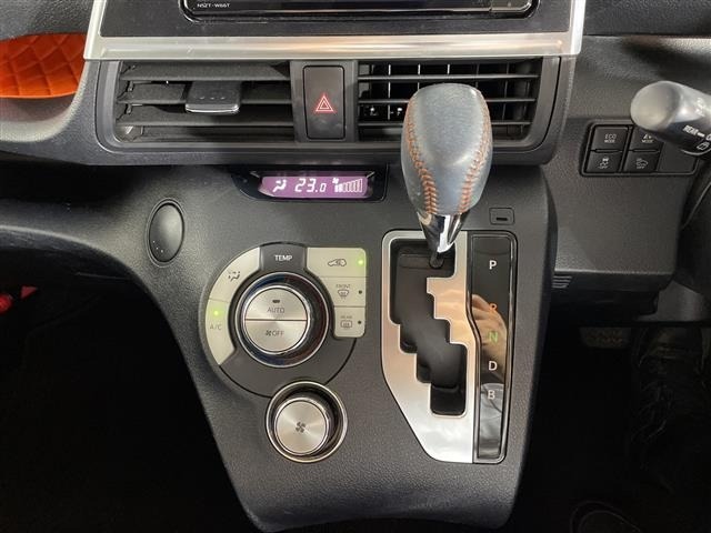 Toyota SIENTA 2018 8268019-11