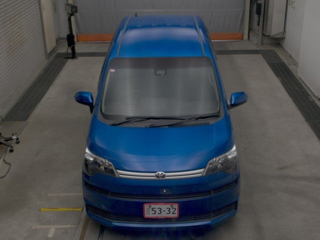 Toyota SPADE 2018 8258981-6