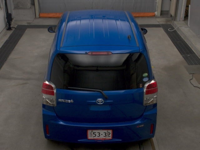 Toyota SPADE 2018 8258981-7