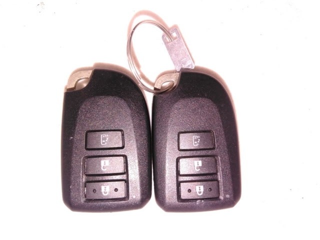 Toyota SPADE 2016 8258982-10