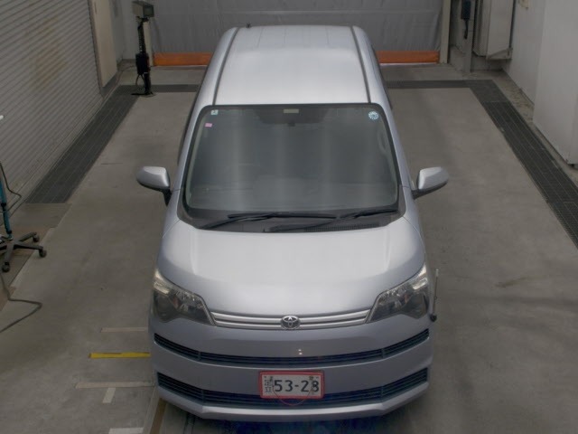 Toyota SPADE 2016 8258982-6