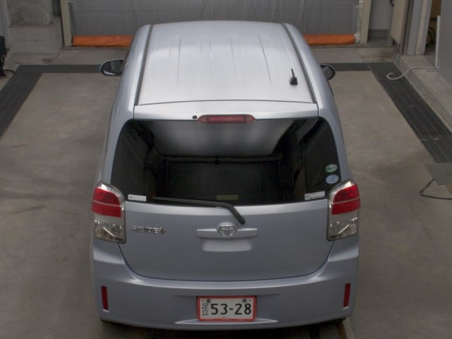 Toyota SPADE 2016 8258982-7