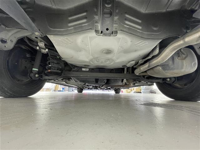 Toyota SPADE 2015 8259015-13