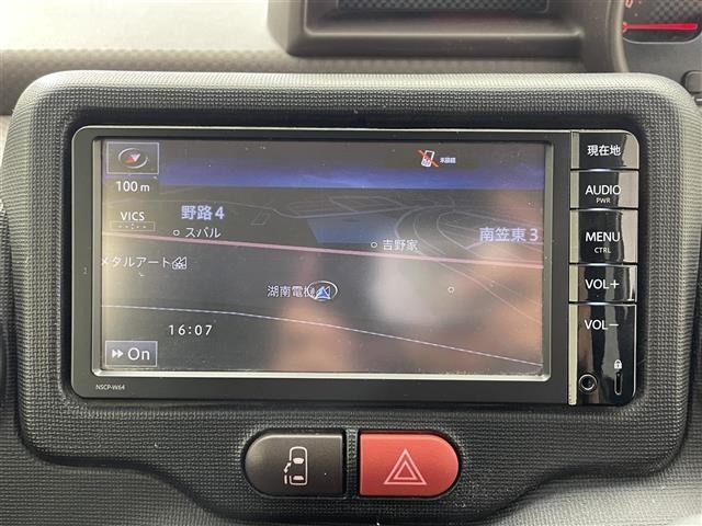 Toyota SPADE 2015 8259015-16