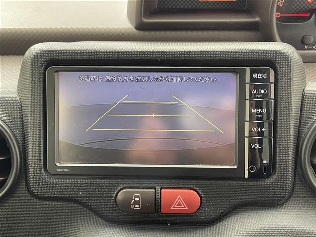 Toyota SPADE 2015 8259015-17