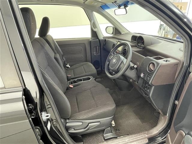 Toyota SPADE 2015 8259015-22
