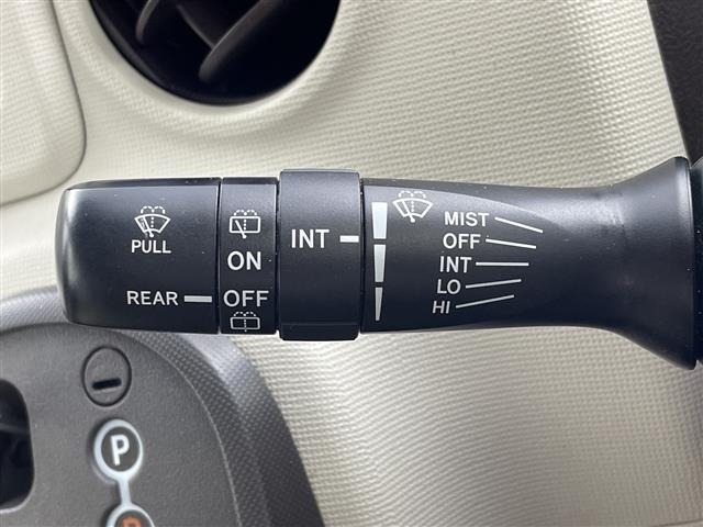 Toyota SPADE 2014 8259041-1