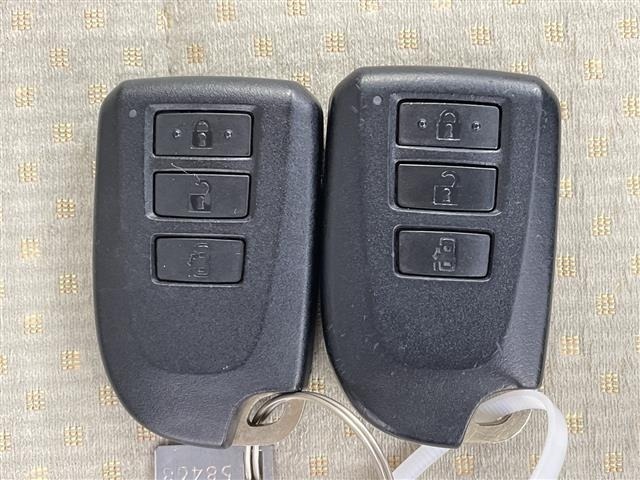 Toyota SPADE 2014 8259041-10
