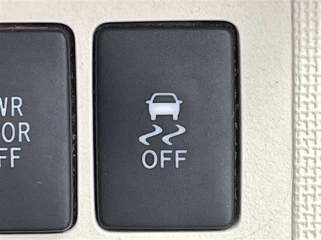 Toyota SPADE 2014 8259041-22