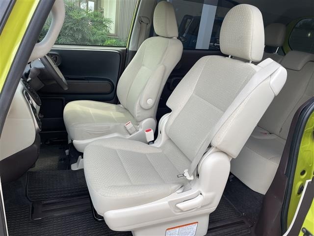 Toyota SPADE 2016 8259043-8