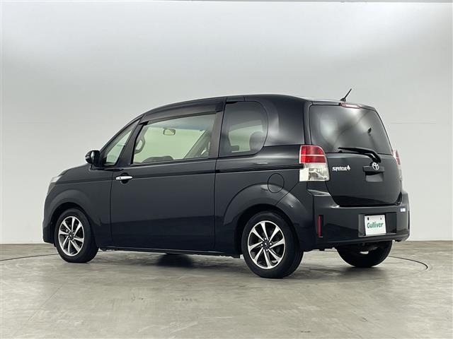 Toyota SPADE 2015 8259056-13