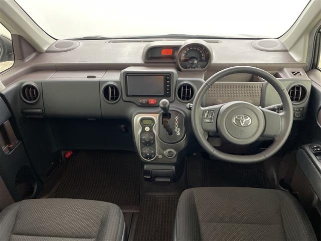 Toyota SPADE 2015 8259056-15