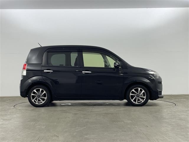 Toyota SPADE 2015 8259056-2