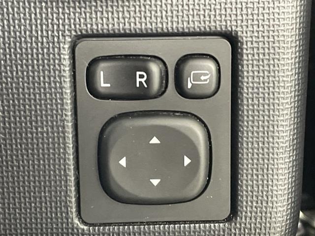 Toyota SPADE 2015 8259056-21