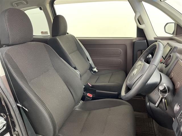 Toyota SPADE 2015 8259056-5