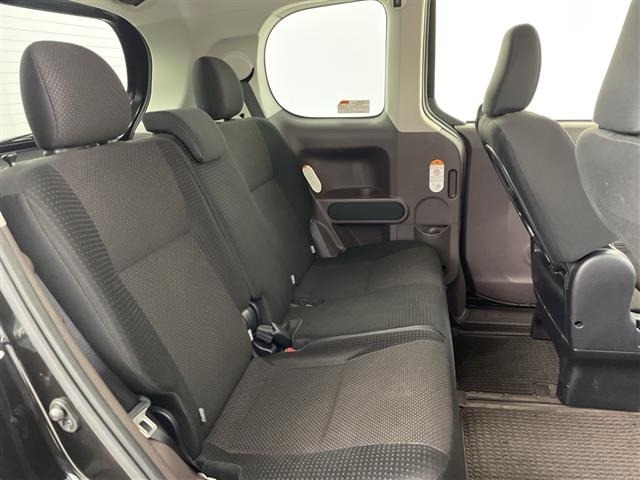 Toyota SPADE 2015 8259056-8