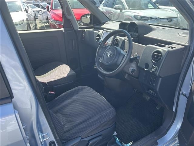 Toyota SPADE 2014 8259061-20