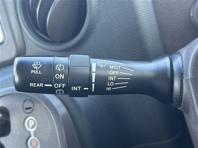 Toyota SPADE 2014 8259061-3