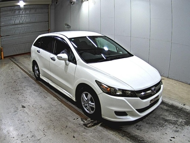 Honda STREAM 2011 8262501-0