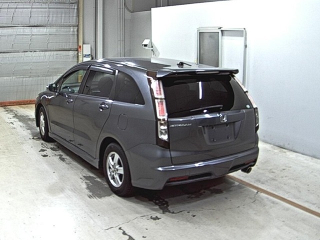 Honda STREAM 2011 8262539-1
