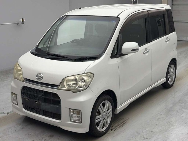 Daihatsu TANTO EXE 2010 8260813-0