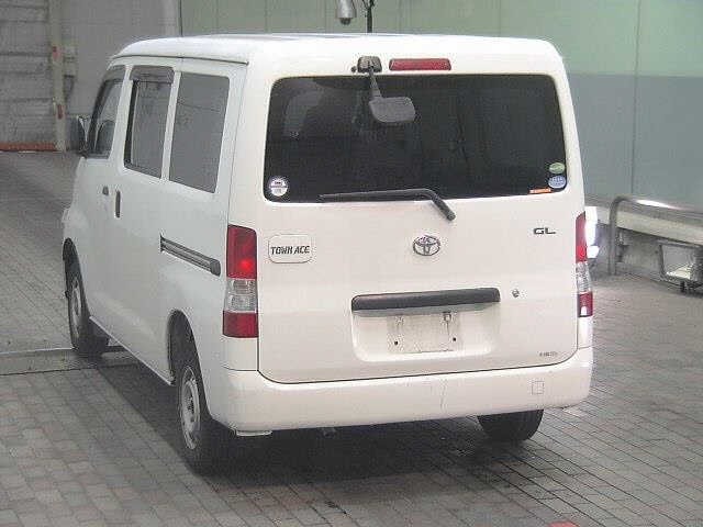 Toyota TOWNACE VAN 2017 8266129-1