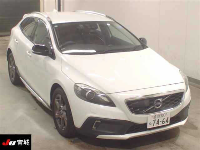 Volvo V40 2014 8265838-0