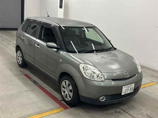 Mazda VERISA 2005 8264206-0