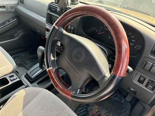 Isuzu WIZARD 2000 8267498-3