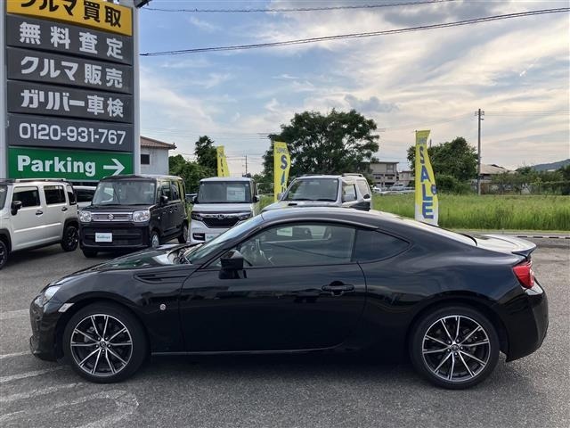 Toyota 86 2018 8269952-1