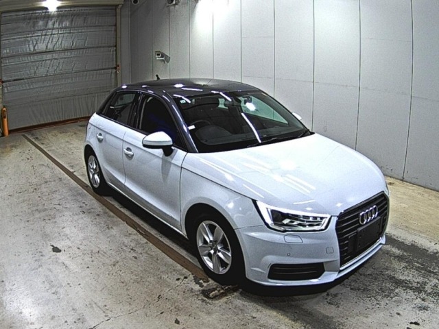 Audi A1 2017 8270923-0