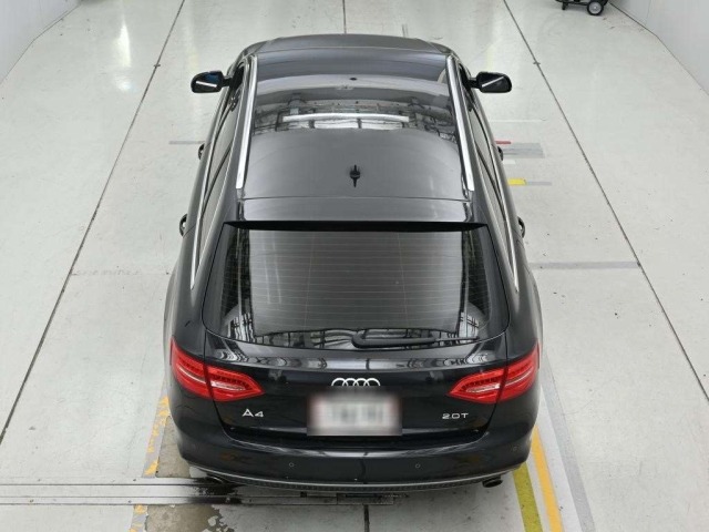 Audi A4 2013 8272341-8