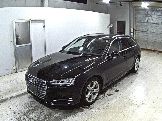 Audi A4 2017 8272373-4