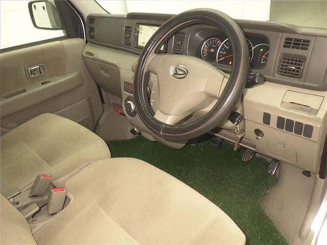 Daihatsu ATRAI WAGON 2013 8272633-3