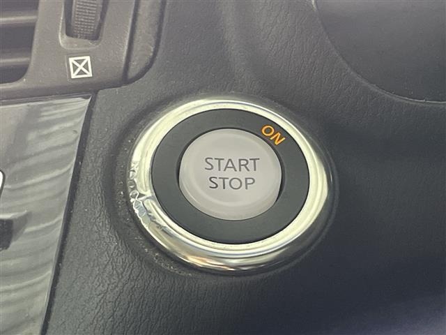 Nissan CIMA 2012 8270540-3