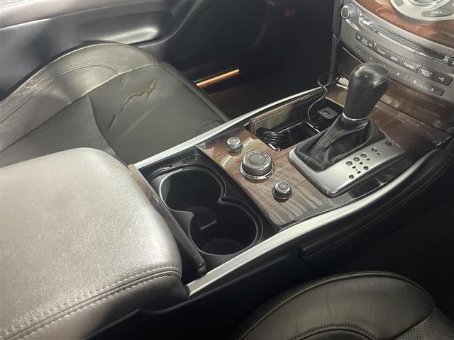 Nissan CIMA 2012 8270540-5