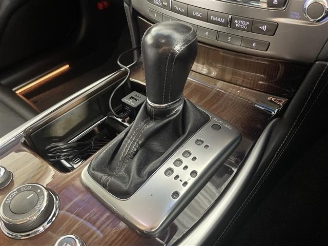 Nissan CIMA 2012 8270540-7