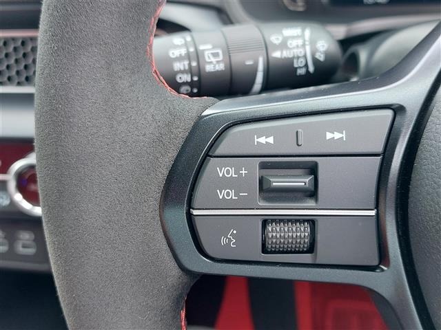 Honda CIVIC 2024 8271310-18