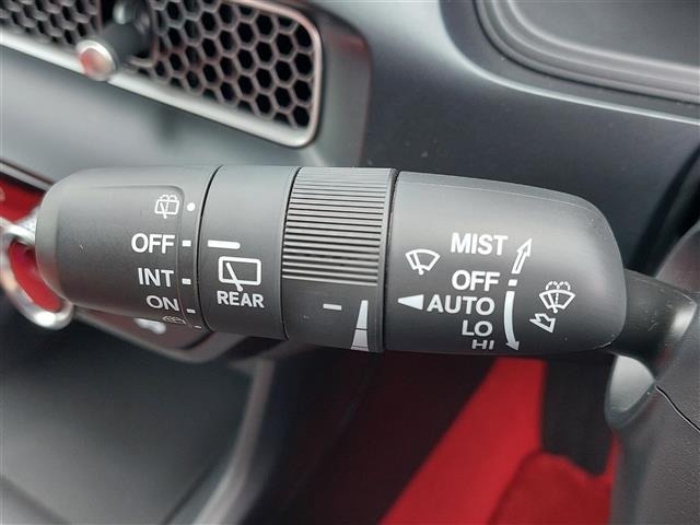 Honda CIVIC 2024 8271310-27