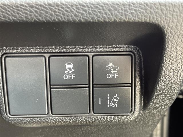 Honda CIVIC 2018 8271335-10