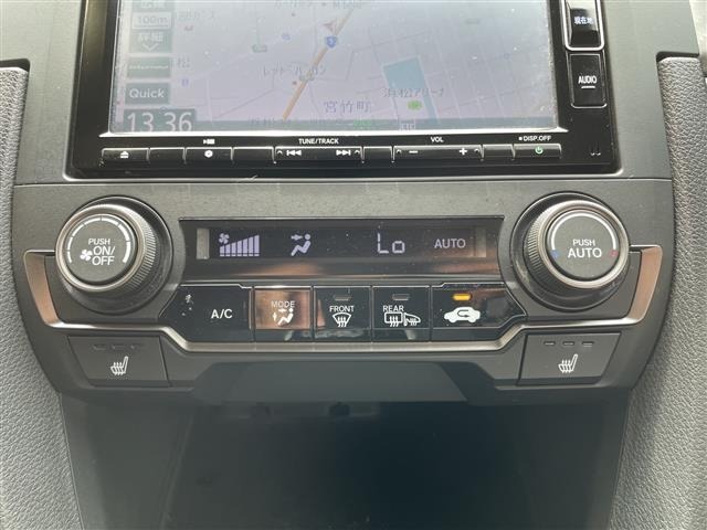 Honda CIVIC 2018 8271335-12