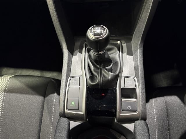 Honda CIVIC 2018 8271354-2