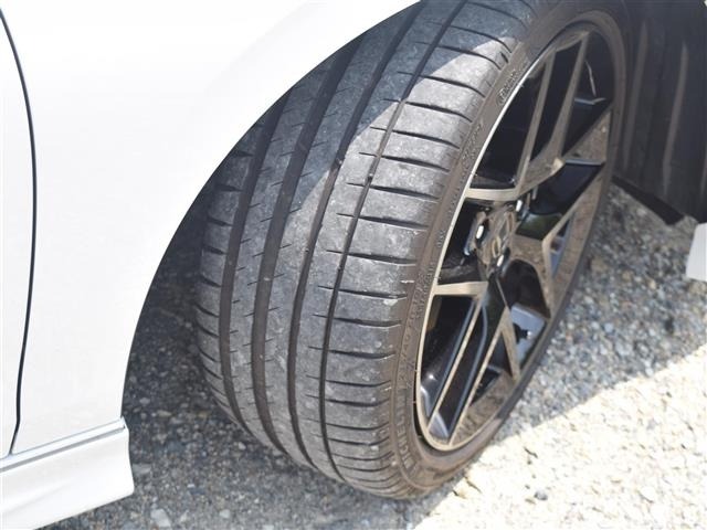 Honda CIVIC 2024 8271362-19