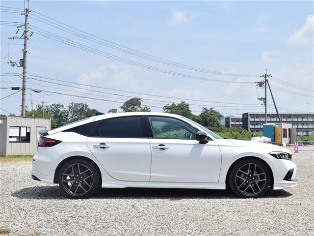 Honda CIVIC 2024 8271362-9