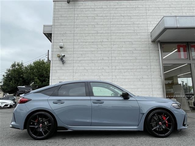 Honda CIVIC 2025 8271367-17
