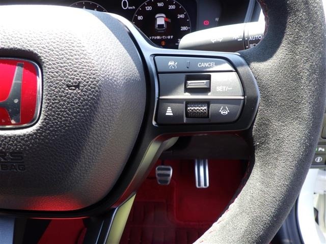 Honda CIVIC 2025 8271368-1