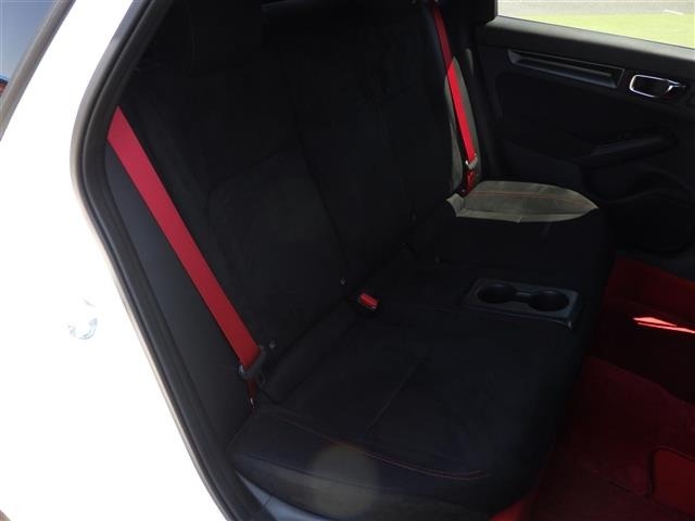 Honda CIVIC 2025 8271368-6